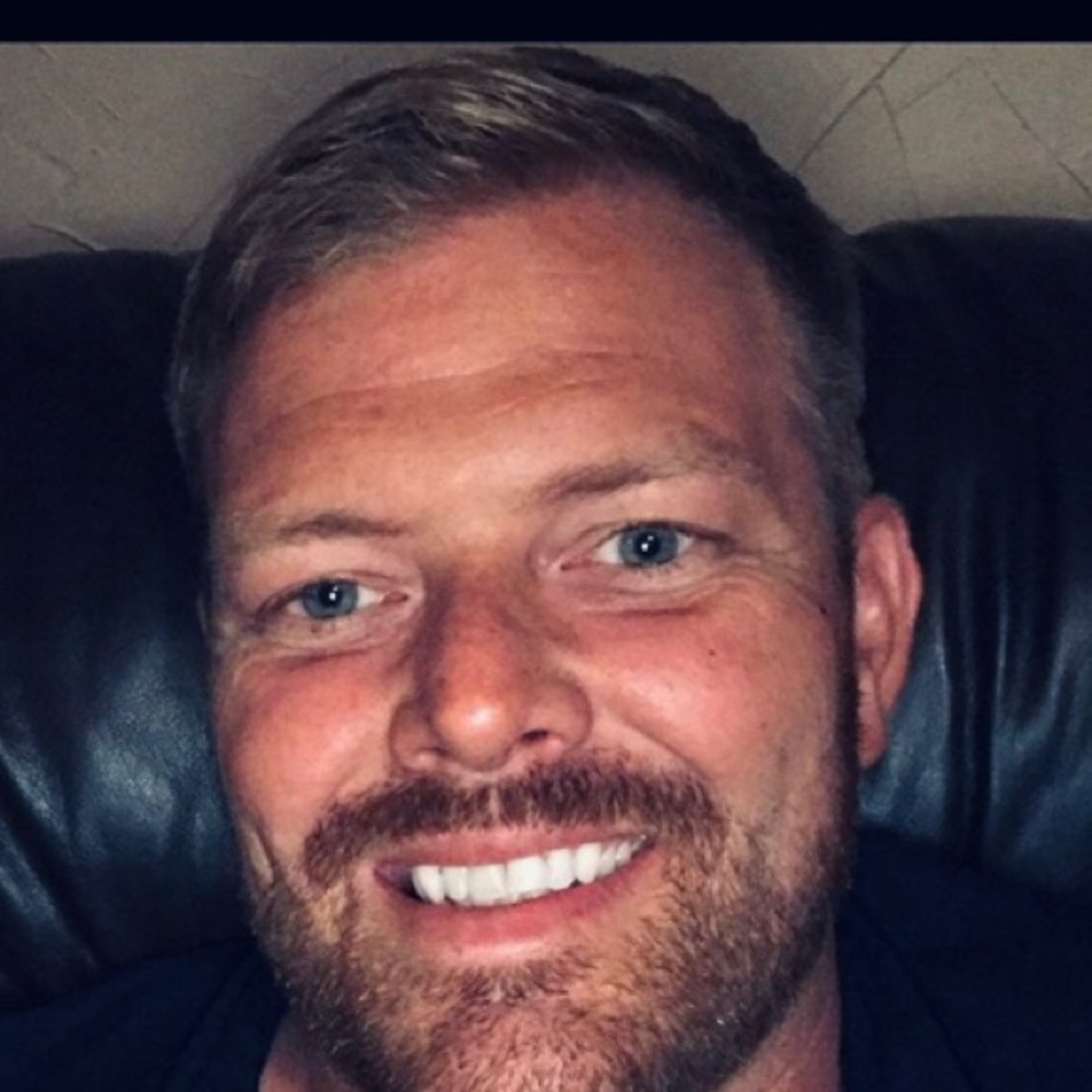 Meet your Posher, Adam